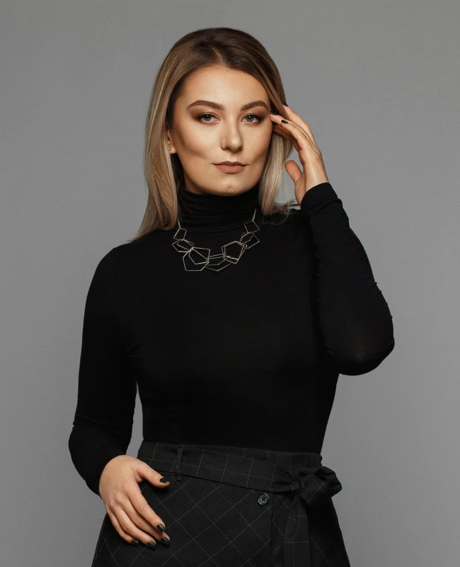 Trendy  Red Velvet Winter Sweater